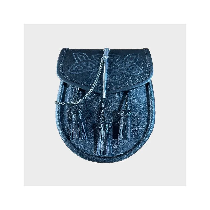 Stylish Kilt Accessory for Men