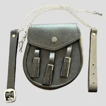 Black Leather Sporran With Chain
