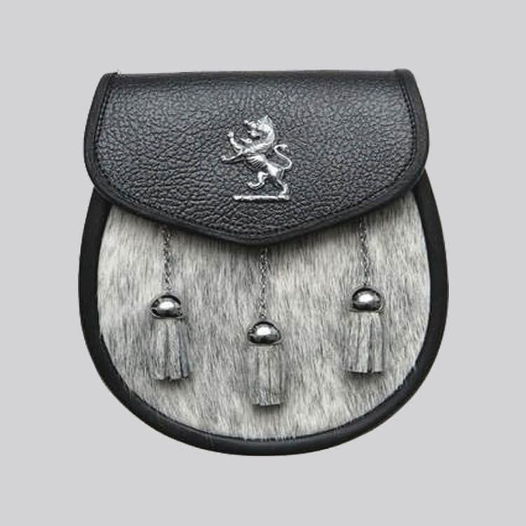 Natural Calfskin Lion Emblem Sporran